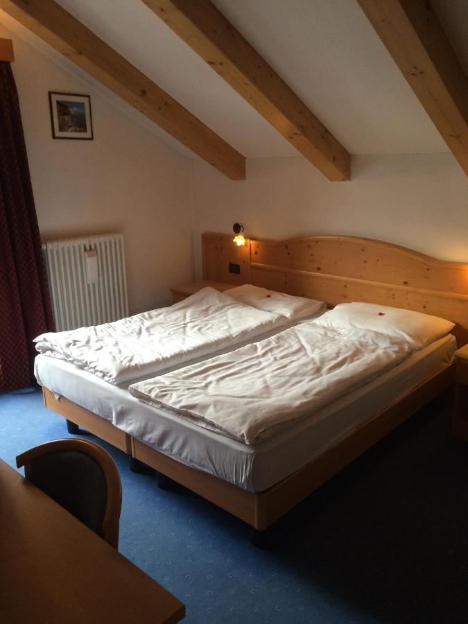 Hotel El Geiger Pozza di Fassa Dış mekan fotoğraf