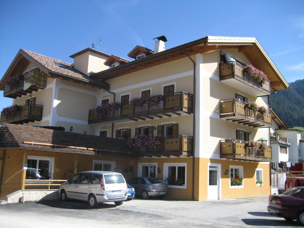 Hotel El Geiger Pozza di Fassa Dış mekan fotoğraf